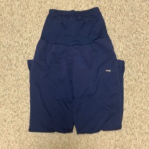 Grey’s Anatomy Maternity Scrubs